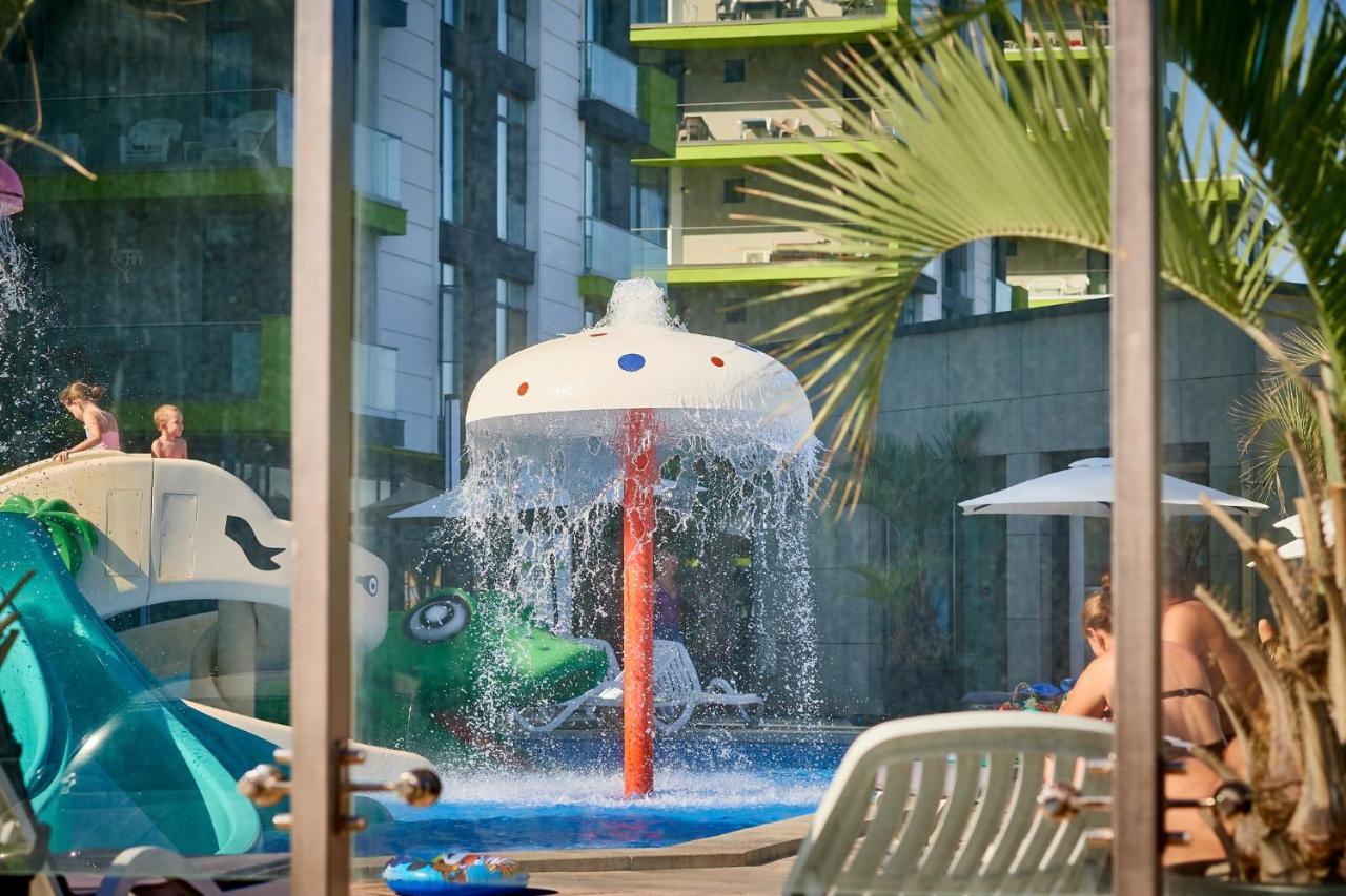 Royale Sundance Studio 8 in Alezzi Beach Spa Pool Mamaia Esterno foto